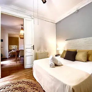  Auberge de jeunesse Alani Montjuic